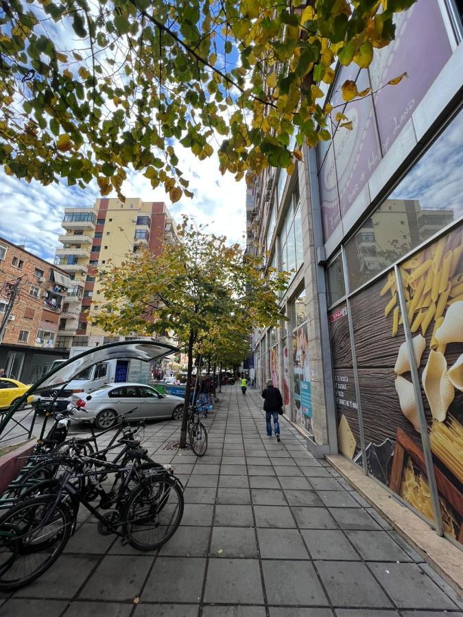 Luxury Center Observatori Apartment Tiranë Eksteriør bilde