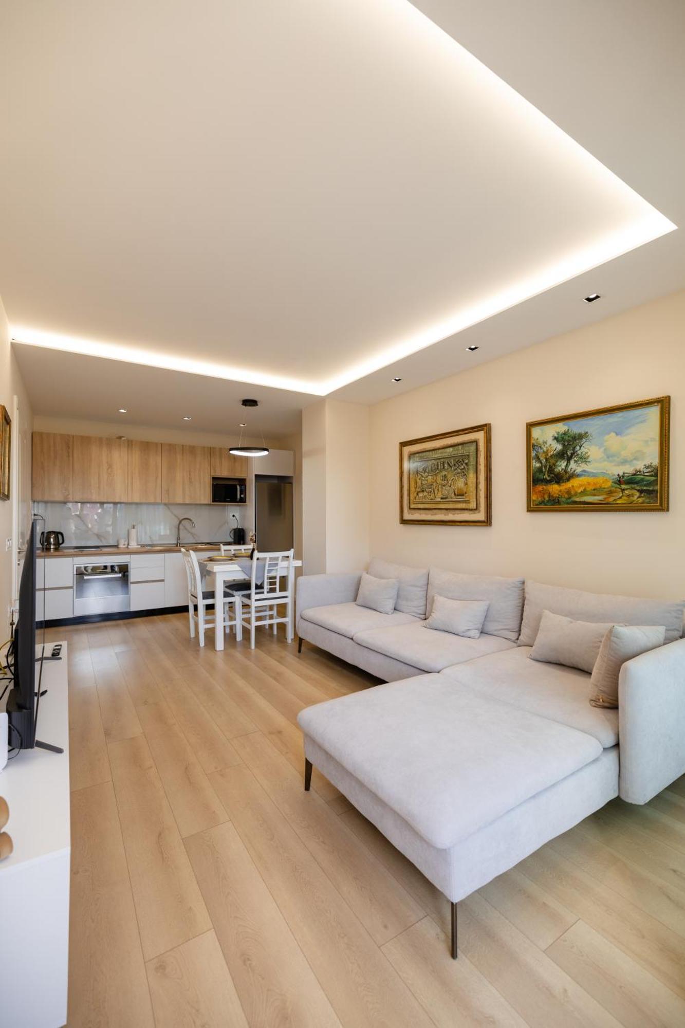 Luxury Center Observatori Apartment Tiranë Eksteriør bilde