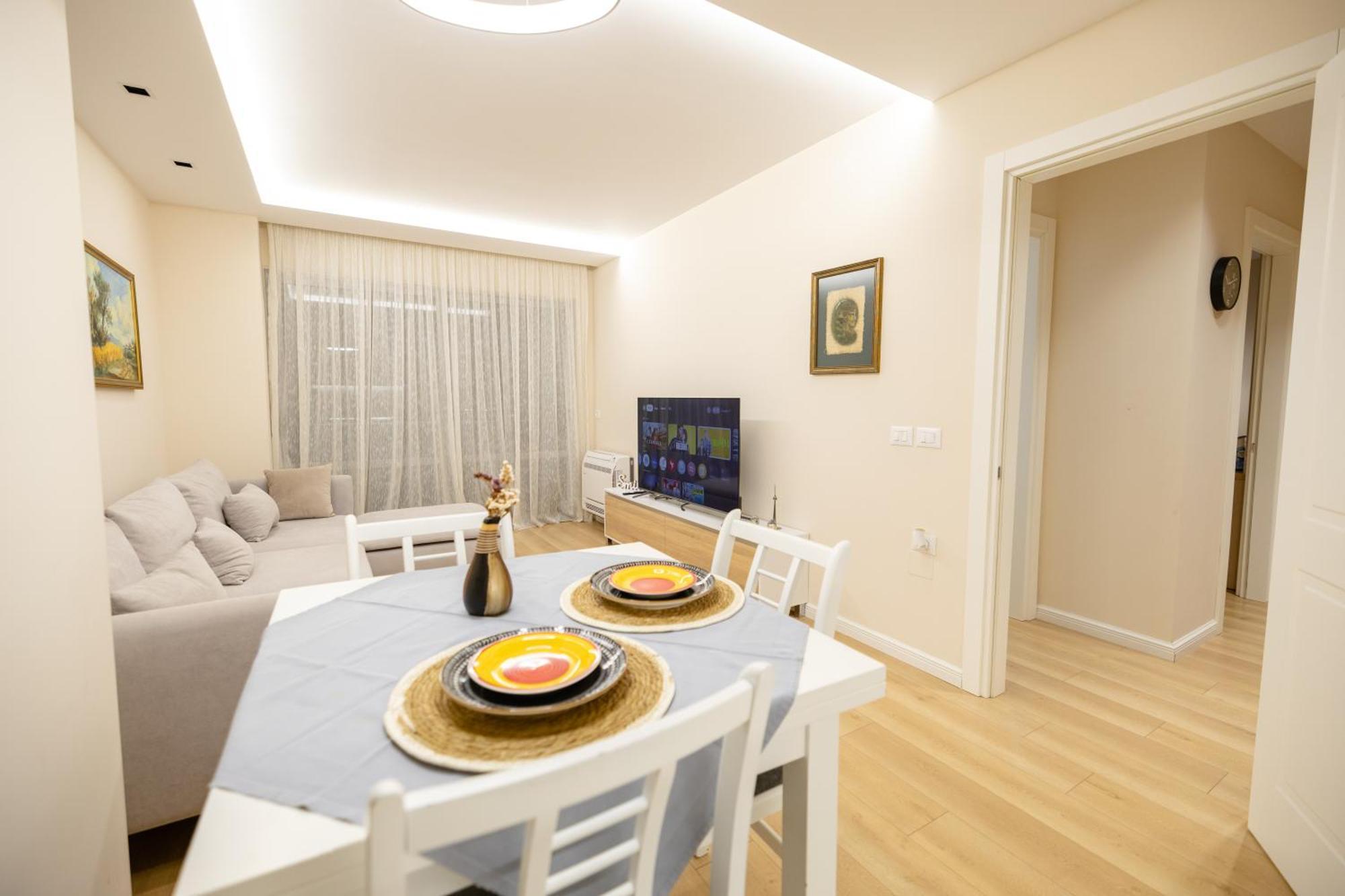 Luxury Center Observatori Apartment Tiranë Eksteriør bilde