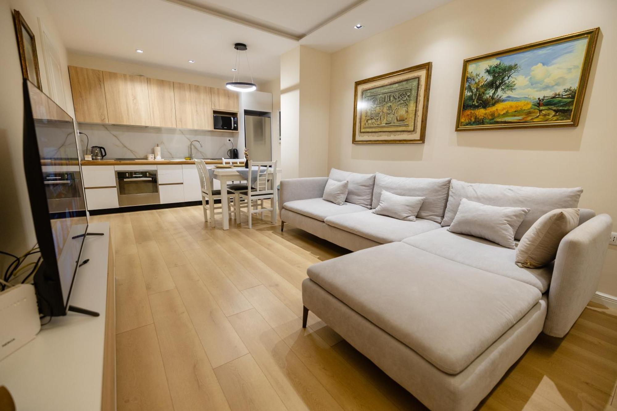 Luxury Center Observatori Apartment Tiranë Eksteriør bilde