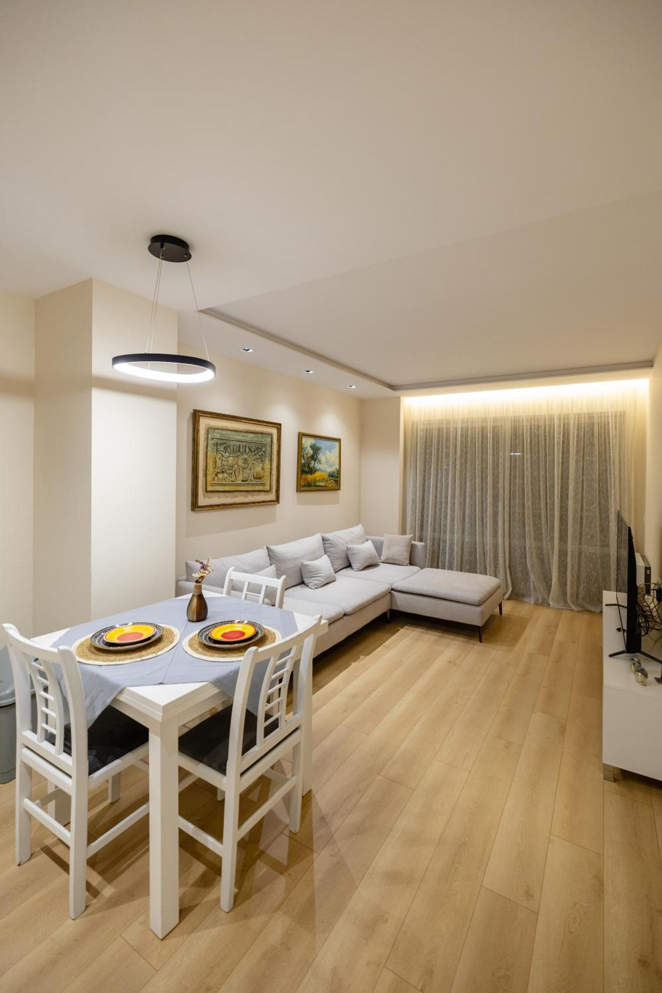 Luxury Center Observatori Apartment Tiranë Eksteriør bilde