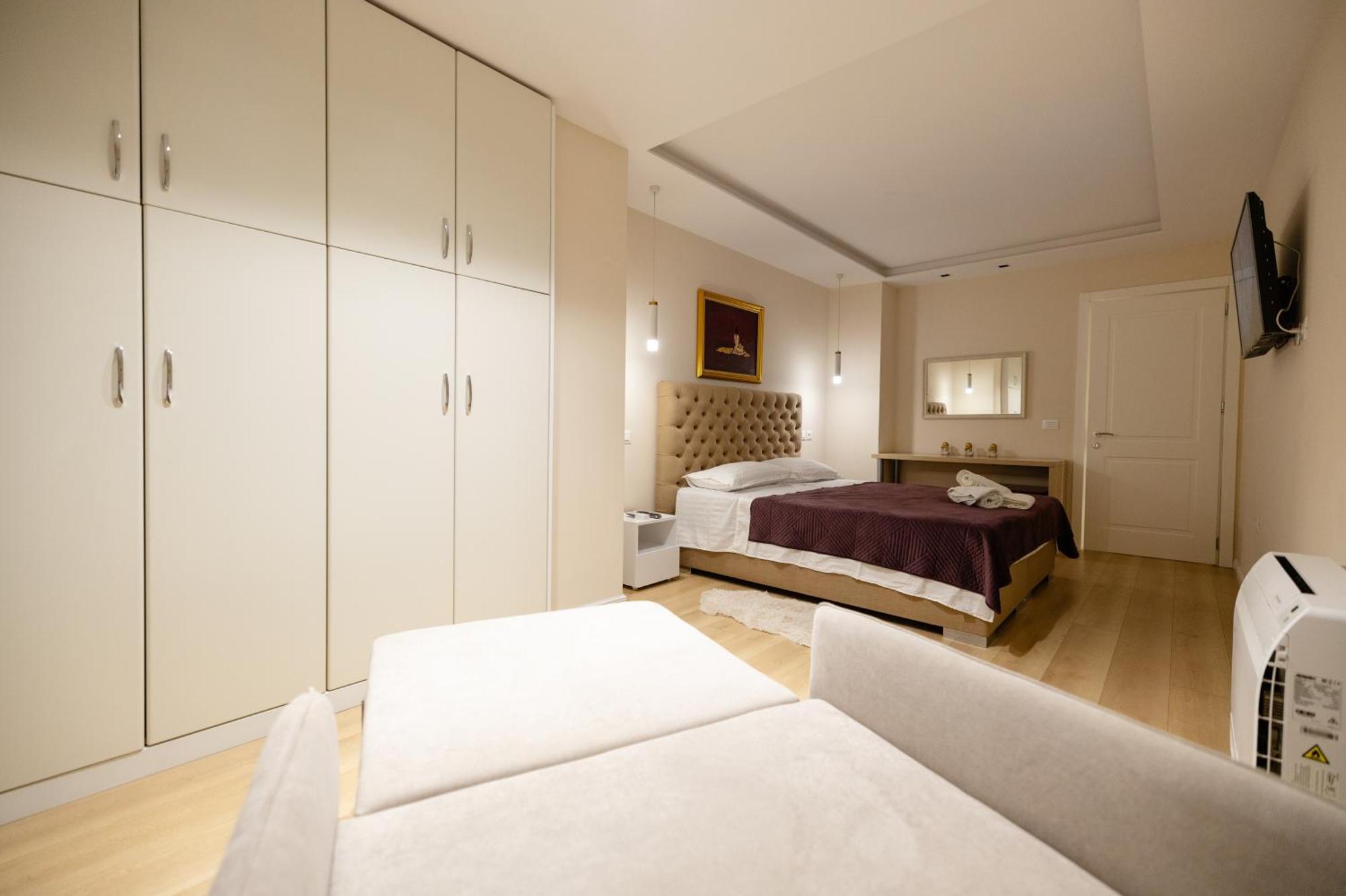 Luxury Center Observatori Apartment Tiranë Eksteriør bilde