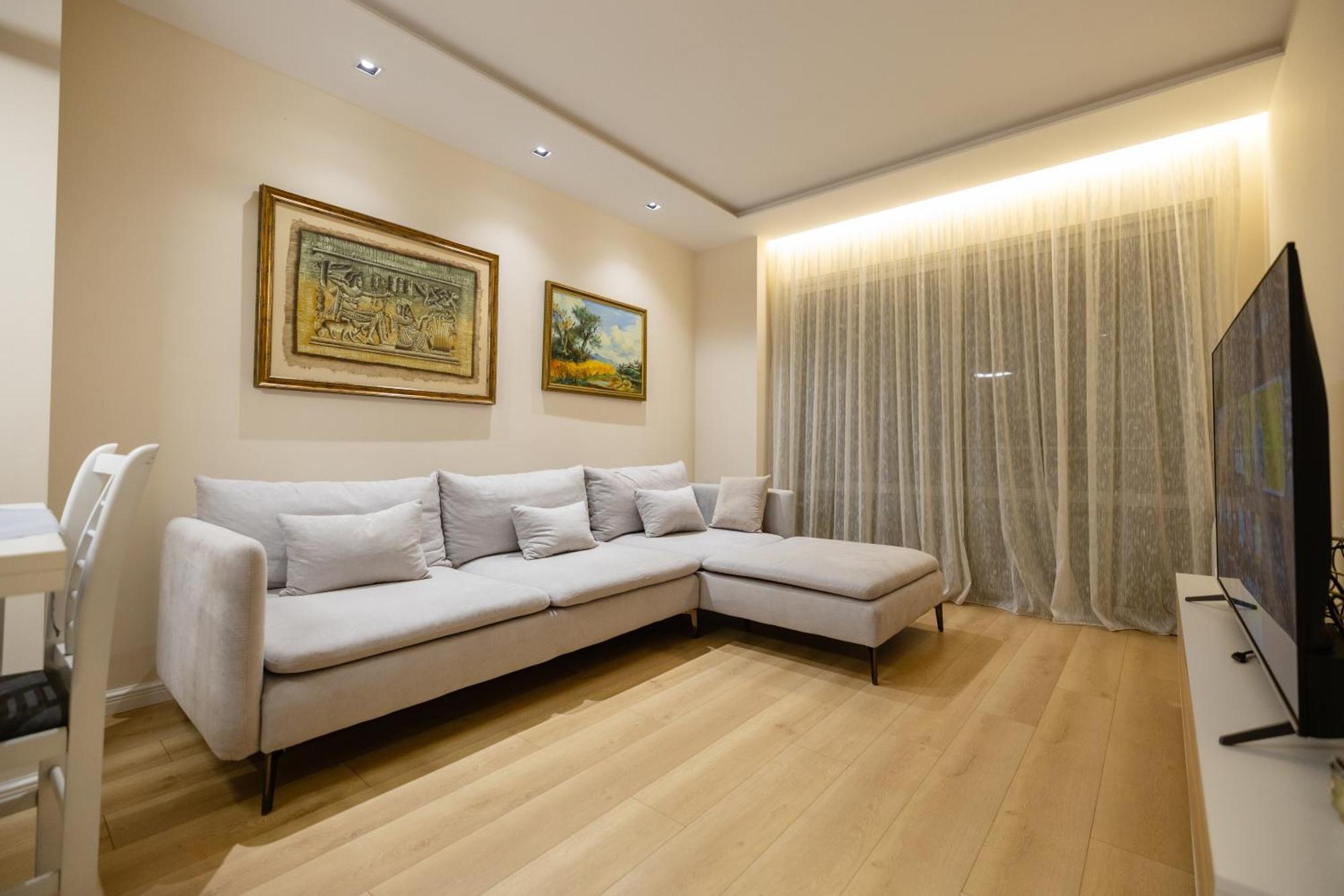Luxury Center Observatori Apartment Tiranë Eksteriør bilde
