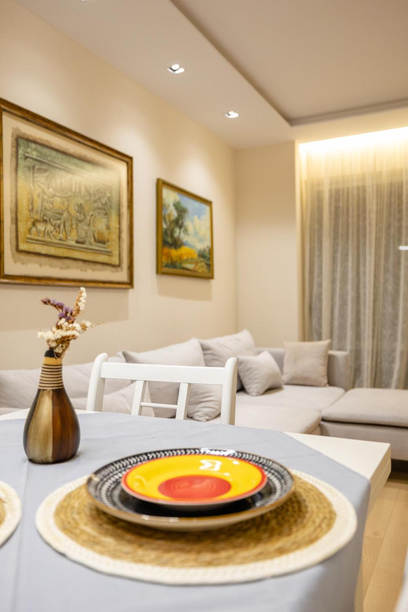 Luxury Center Observatori Apartment Tiranë Eksteriør bilde