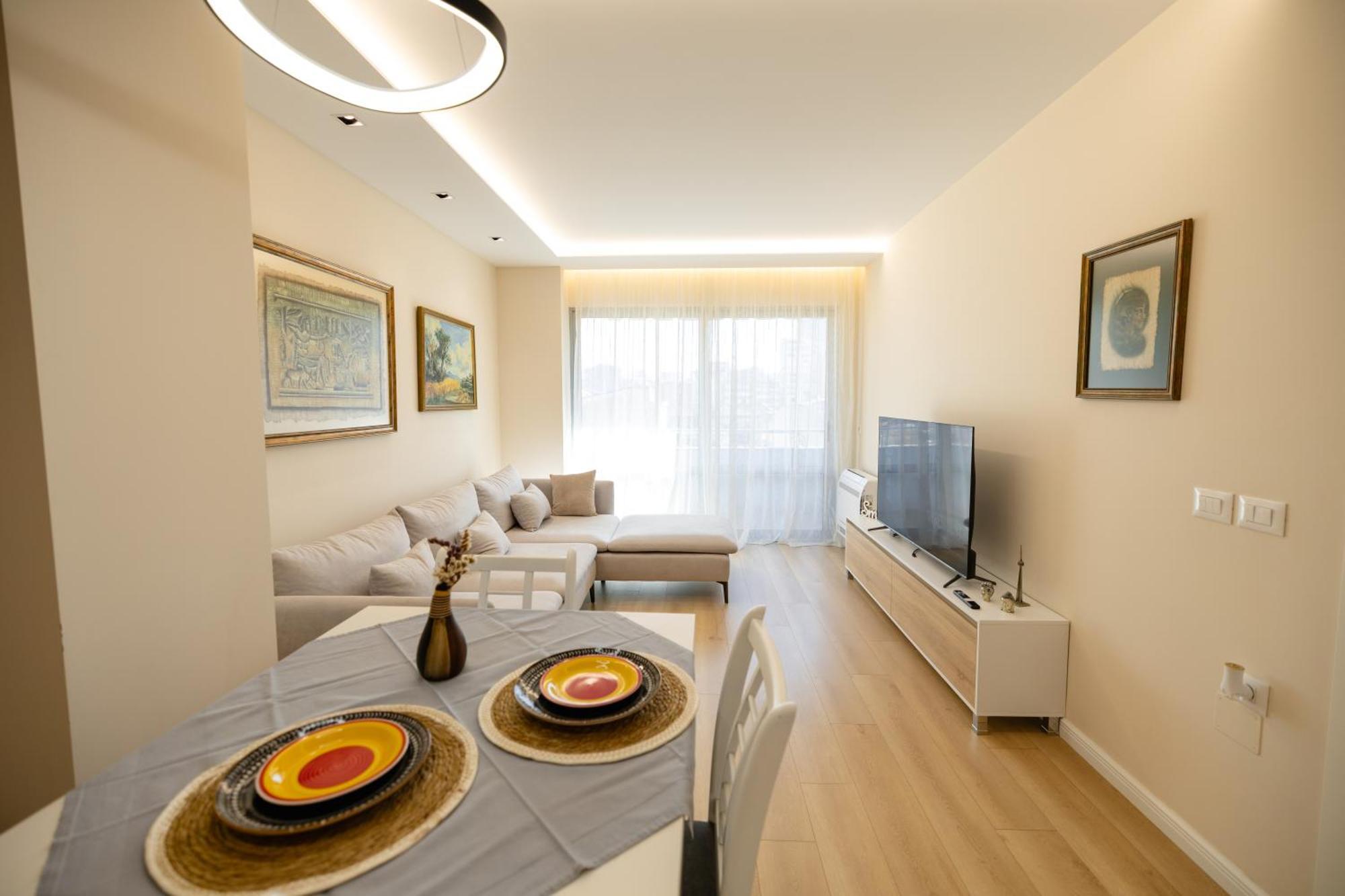 Luxury Center Observatori Apartment Tiranë Eksteriør bilde