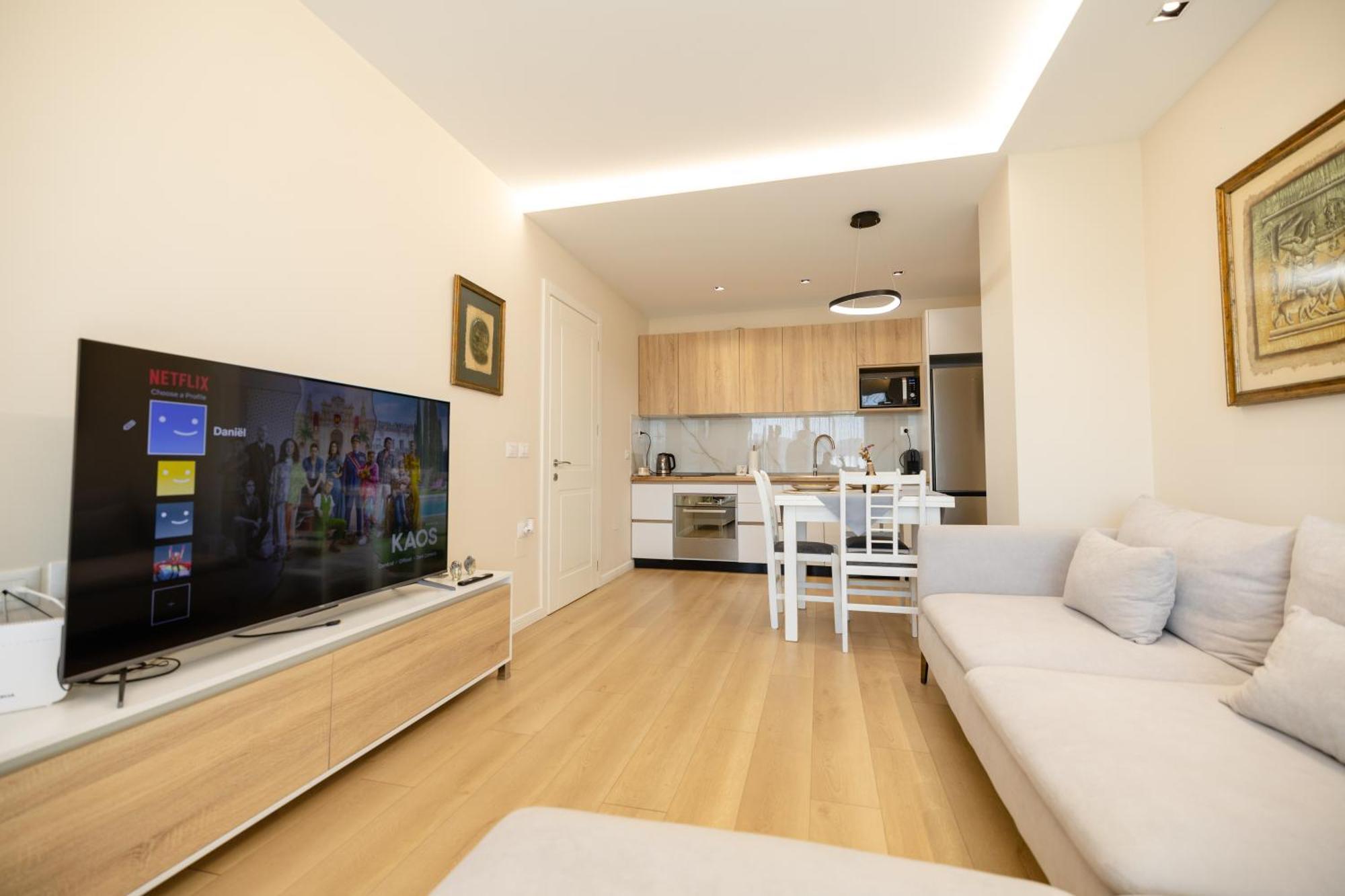 Luxury Center Observatori Apartment Tiranë Eksteriør bilde